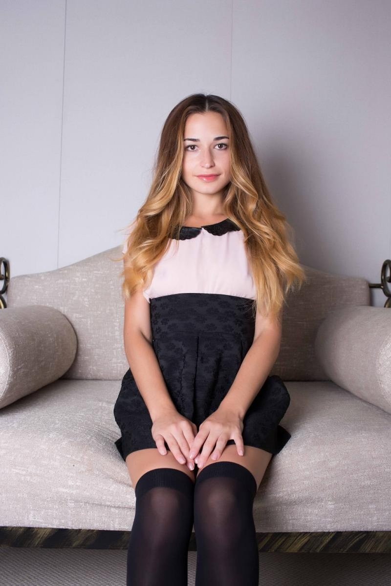 Еленка, 21 год, 0 размер груди