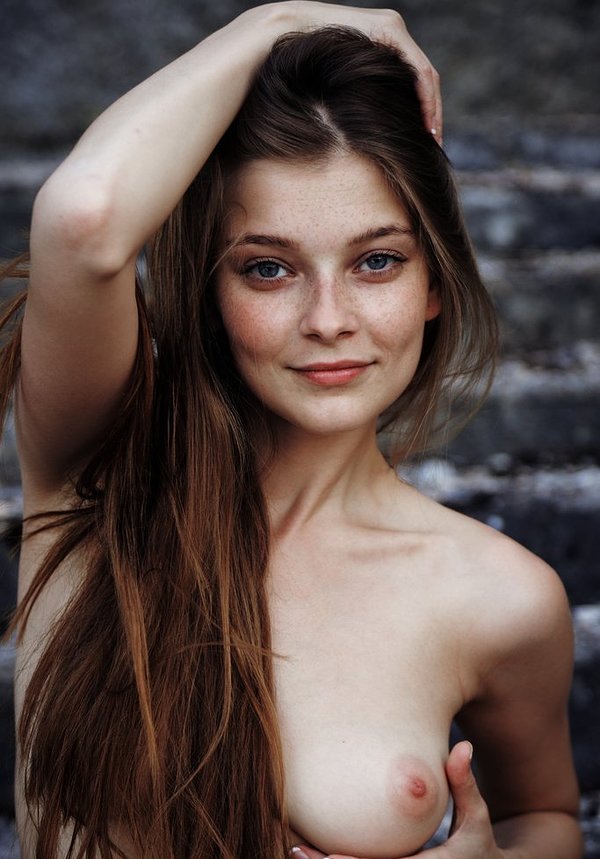 Лина, 22 года, 0 размер груди